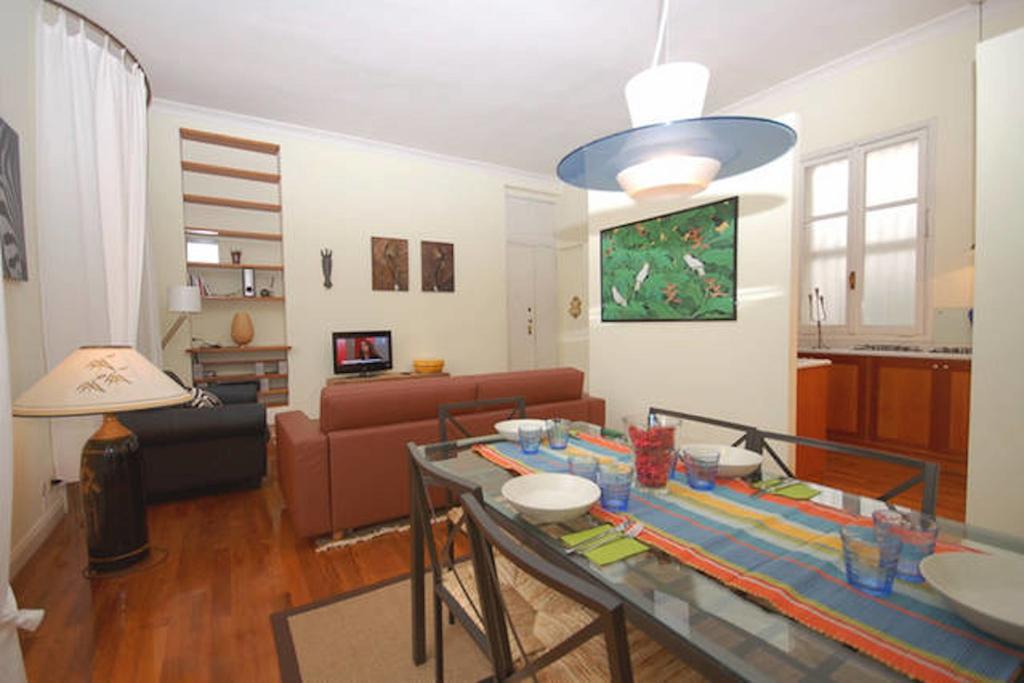 House And The City - Colosseum Apartments Rome Kamer foto