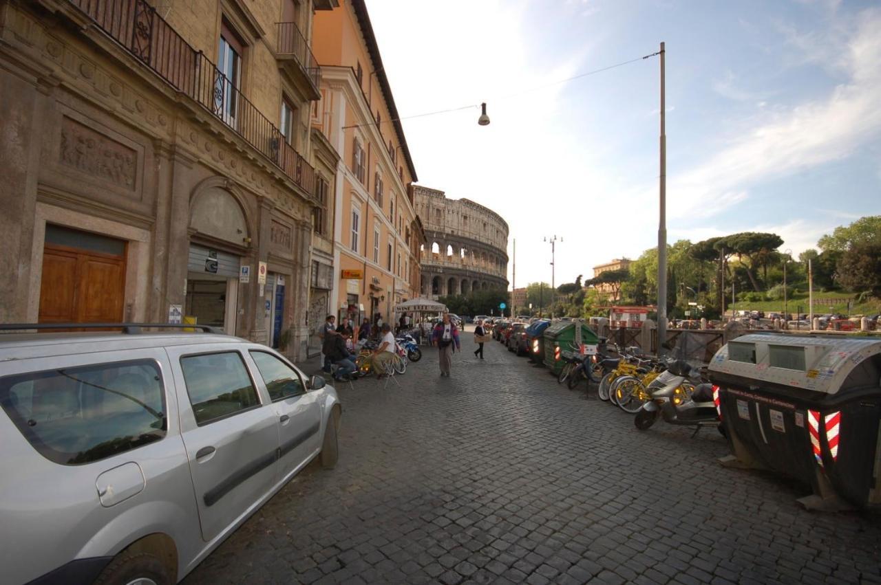 House And The City - Colosseum Apartments Rome Buitenkant foto